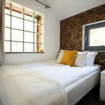 Lodge Pelikan - Przy Plazy